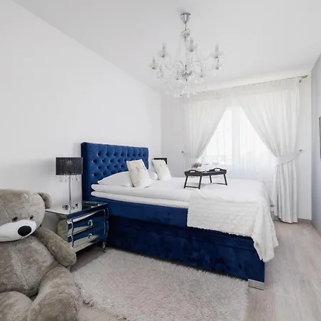 Apartment Cracow Pradnik Spacious & Family With 3 Bedroom By Renters Prestige Krakow